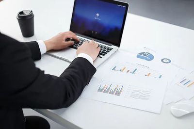 盤點(diǎn)本科五大“萬金油”專業(yè)，行業(yè)兼容性超高！工作不愁，跨界發(fā)展?jié)摿o限